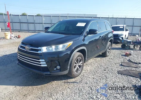 2017 Toyota Highlander Le Plus z USA, uszkodzony, nr VIN 5TDZZRFH0HS231861